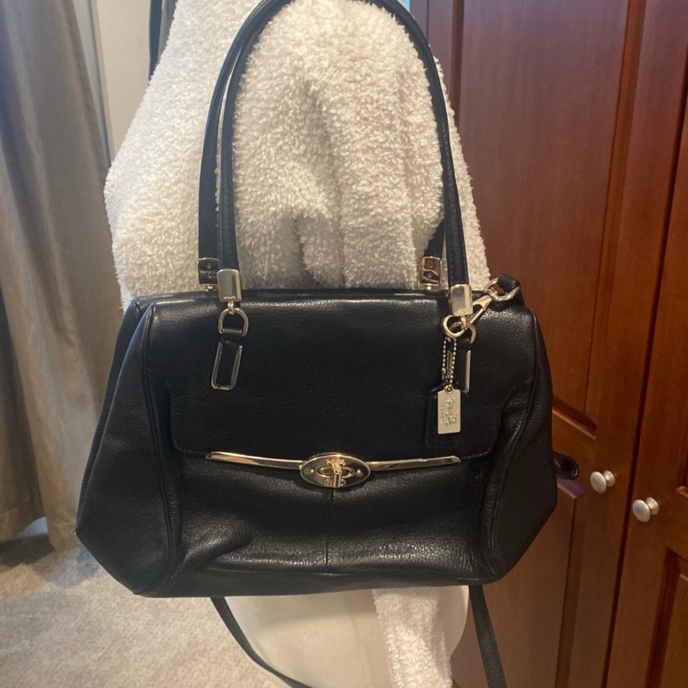 Gorgeous, Coach black leather Madeleine Coach bag in like new condition